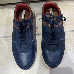 Mens Lacoste Navy Sneakers Like new